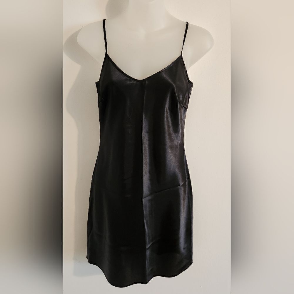 NWT Laundry by shelli segal black satin mini cocktail dress size 0